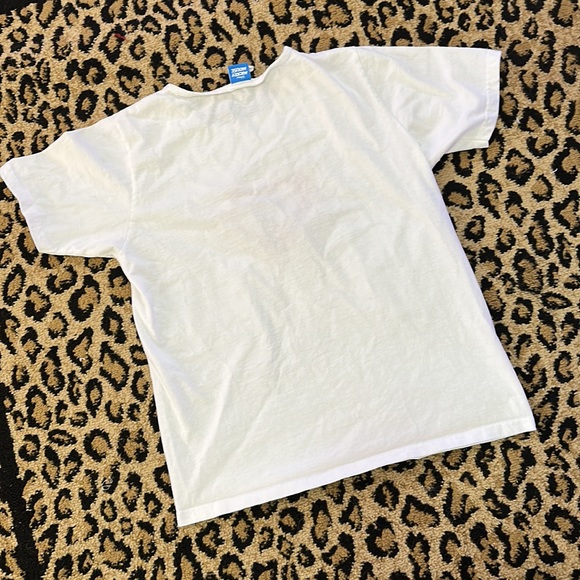 Vintage Embroidered Mickey Mouse Tshirt - Picture 9 of 9